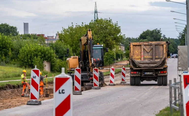 Autovadītājiem Daugavpilī jārēķinās ar ierobežojumiem
