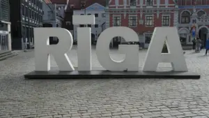 Rīgas centra lietā policija neapstiprina ziņoto uzbrukumu